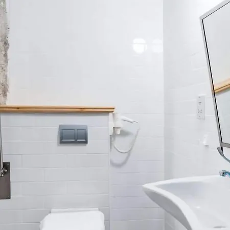 Eagle Eye מלון *