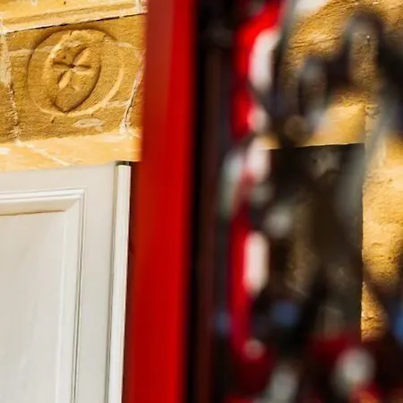 Eagle Eye מלון *