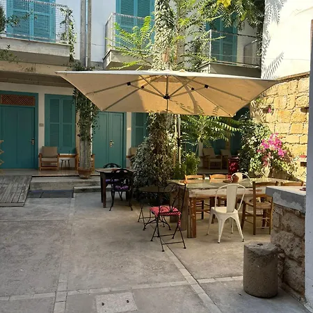 Eagle Eye Отель *