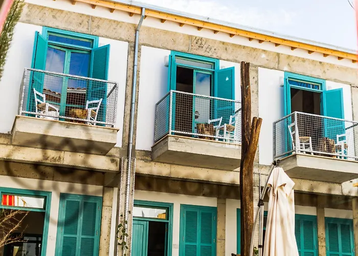 Eagle Eye Отель *