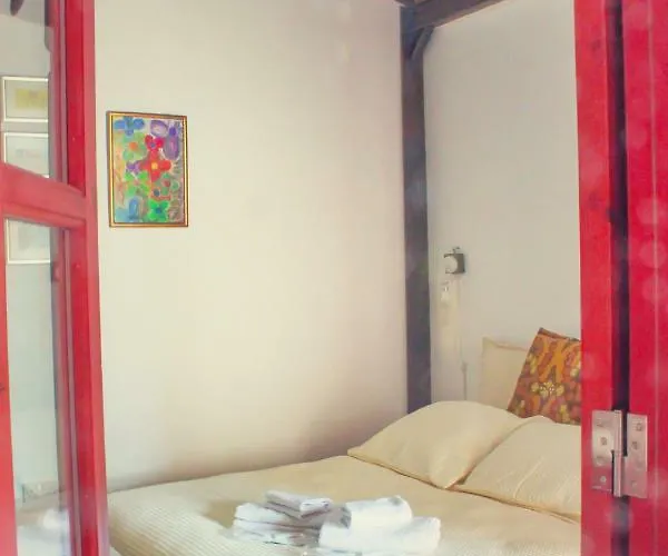 Eagle Eye Отель *